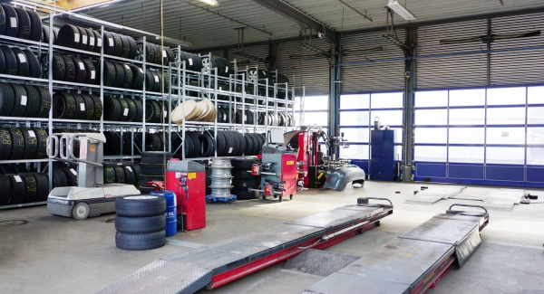 BOB Reifenprofis, KFZ-Werkstatt in Leverkusen-Hitdorf